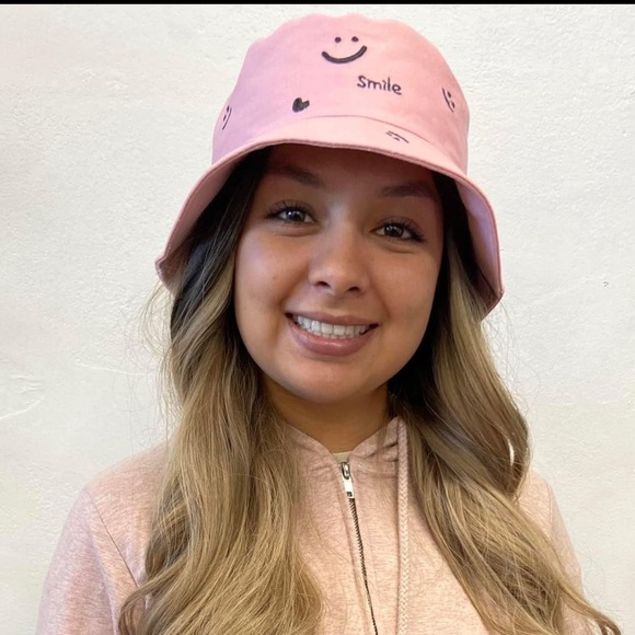 New variety of Bucket reversible hats - Picture 11 of 17